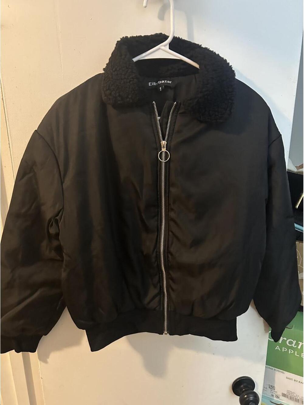 Ellie Bazar Black bomber jacket with fur collar, size S